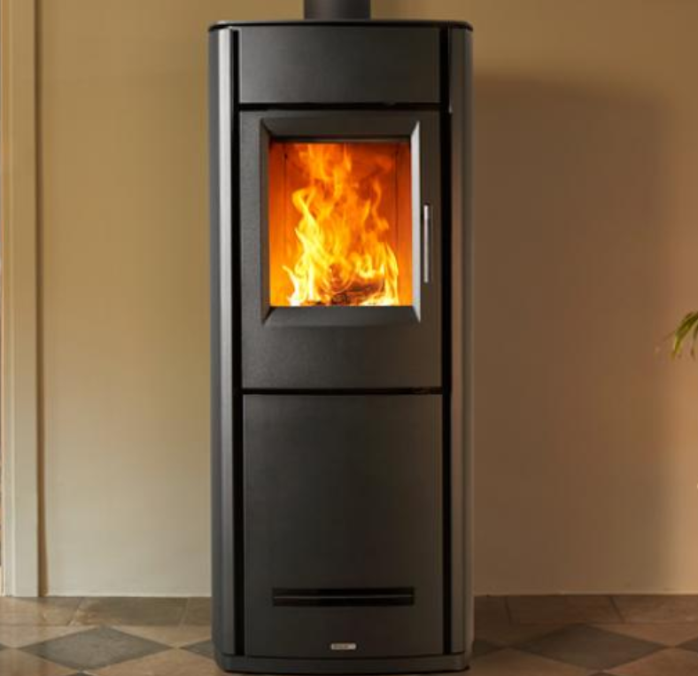Stufa Ibrida Legna e Pellet E228 Steel, 5 stelle - kit aria comburente inclusa, Infinity Plus Line installabile a Parete - Angolo, Piazzetta