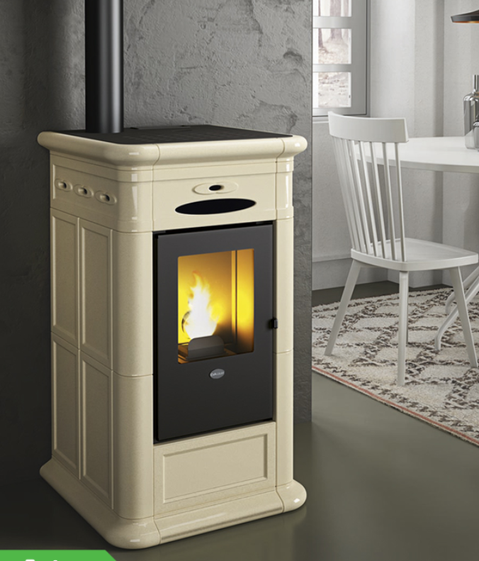 Stufa a Pellet modello Alina ventilata, Eva Calor