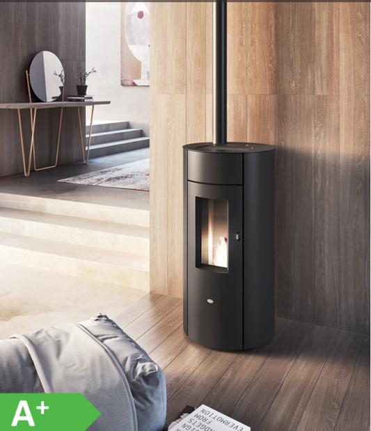 Stufa a Pellet modello Trinity Plus Ermetica, Eva Calor